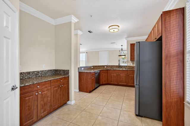 4651 Mimosa Terrace 1212, Coconut Creek, FL 33073