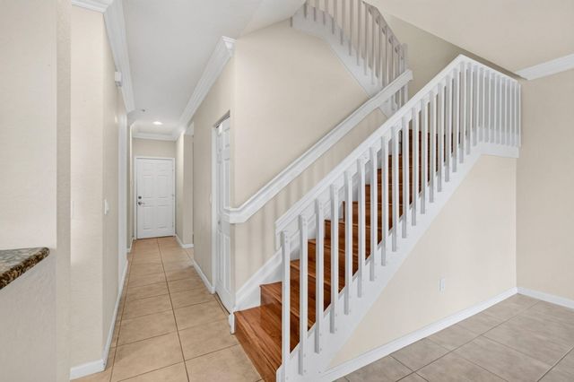 4651 Mimosa Terrace 1212, Coconut Creek, FL 33073
