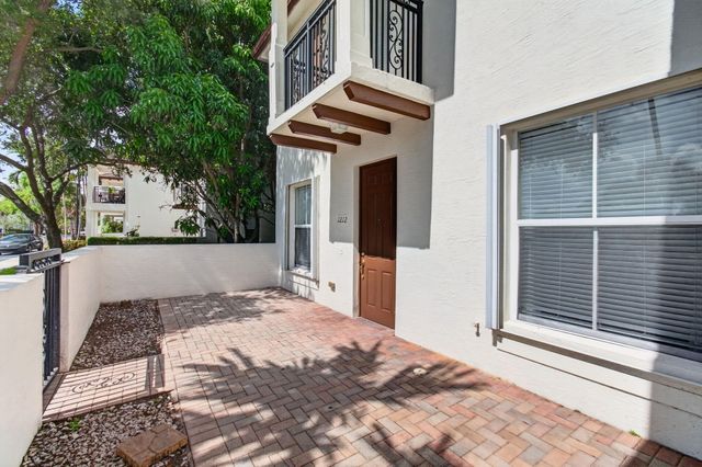 4651 Mimosa Terrace 1212, Coconut Creek, FL 33073