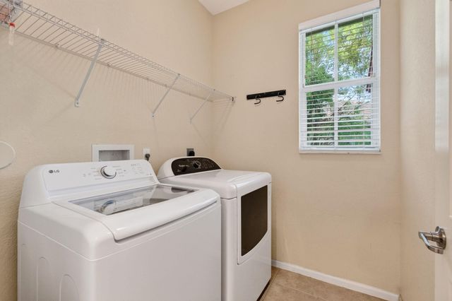4651 Mimosa Terrace 1212, Coconut Creek, FL 33073