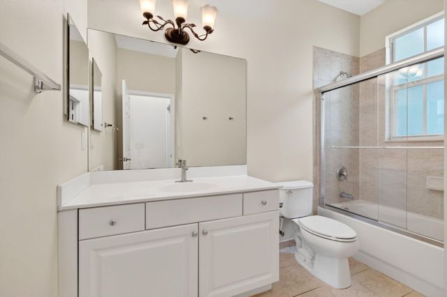 4651 Mimosa Terrace 1212, Coconut Creek, FL 33073