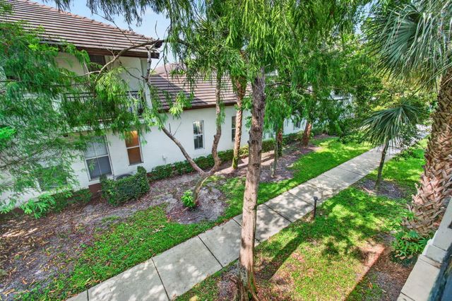 4651 Mimosa Terrace 1212, Coconut Creek, FL 33073