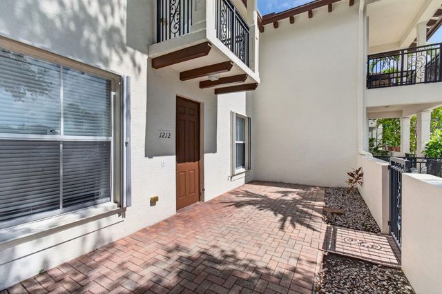 4651 Mimosa Terrace 1212, Coconut Creek, FL 33073