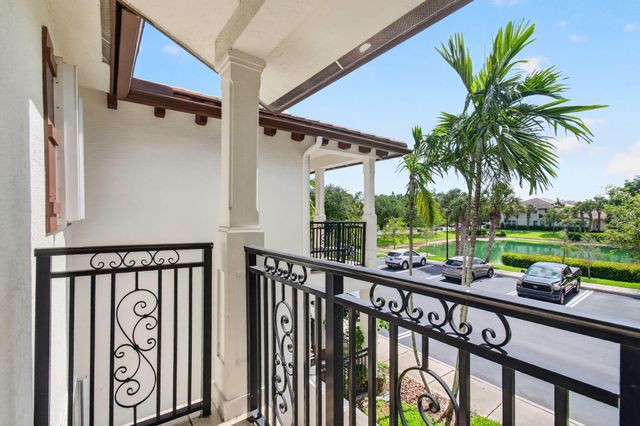 4651 Mimosa Terrace 1212, Coconut Creek, FL 33073
