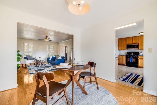 26 Golden Lane, Leicester, NC 28748