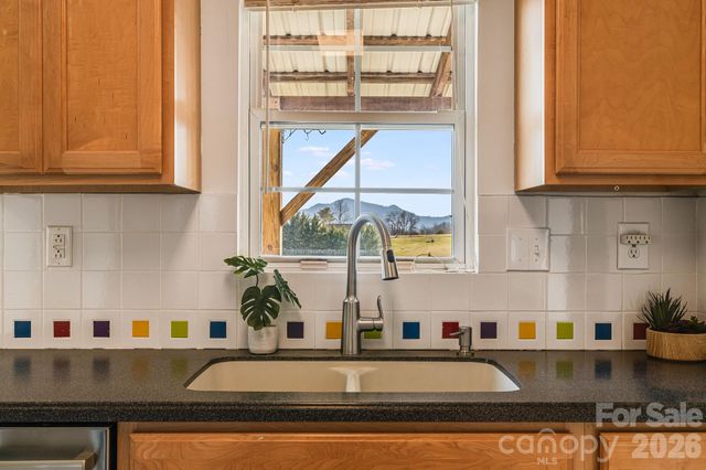 26 Golden Lane, Leicester, NC 28748