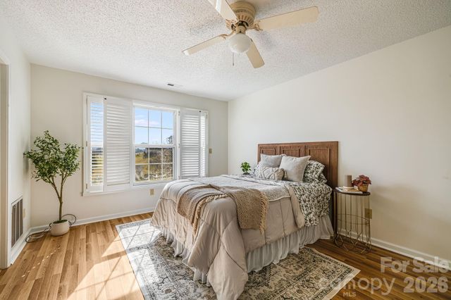 26 Golden Lane, Leicester, NC 28748