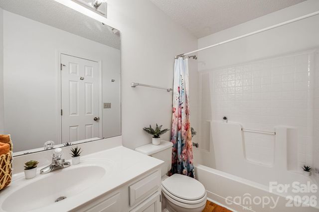 26 Golden Lane, Leicester, NC 28748