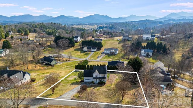 26 Golden Lane, Leicester, NC 28748