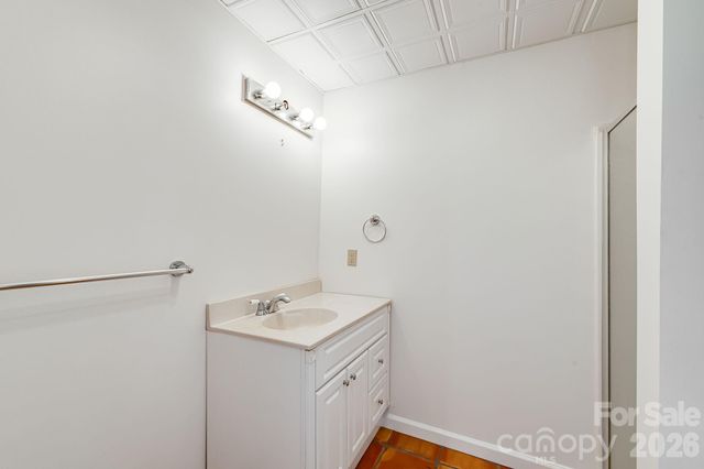 26 Golden Lane, Leicester, NC 28748