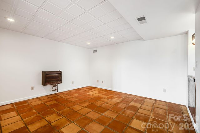 26 Golden Lane, Leicester, NC 28748