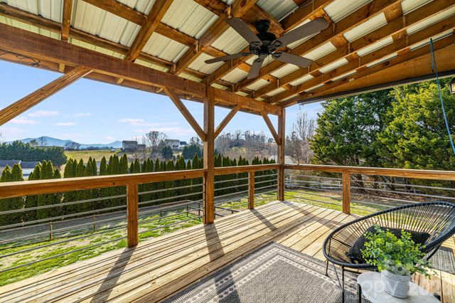 26 Golden Lane, Leicester, NC 28748