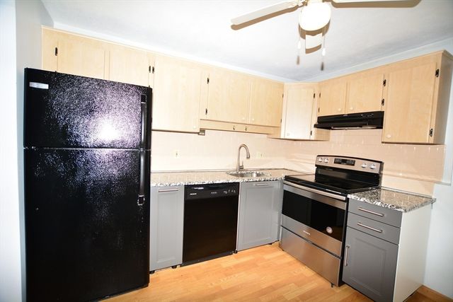 9-B Mayberry Drive 1, Westborough, MA 01581