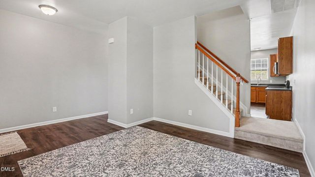 518 Macgregor Drive, Burlington, NC 27217