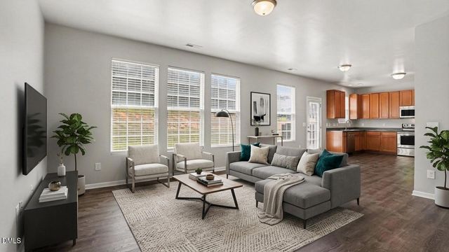 518 Macgregor Drive, Burlington, NC 27217