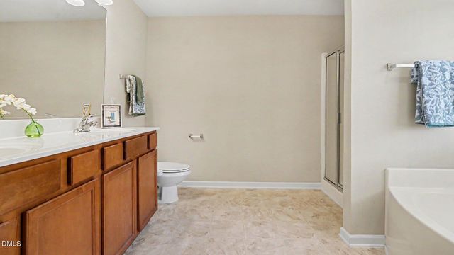 518 Macgregor Drive, Burlington, NC 27217