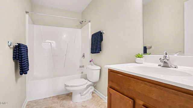 518 Macgregor Drive, Burlington, NC 27217