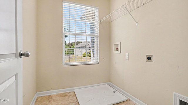 518 Macgregor Drive, Burlington, NC 27217