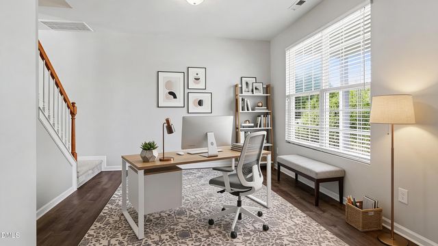 518 Macgregor Drive, Burlington, NC 27217