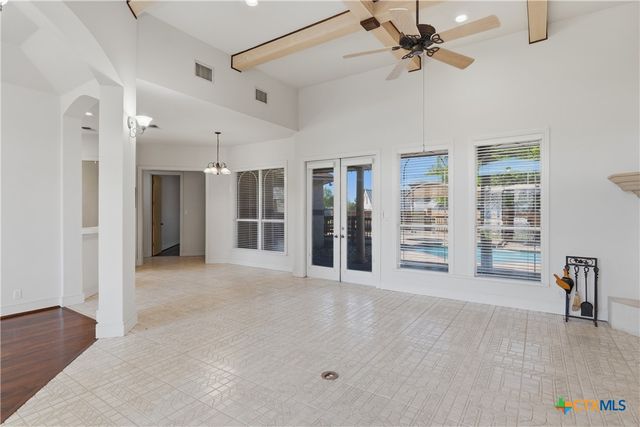 105 Maderas, Seguin, TX 78155