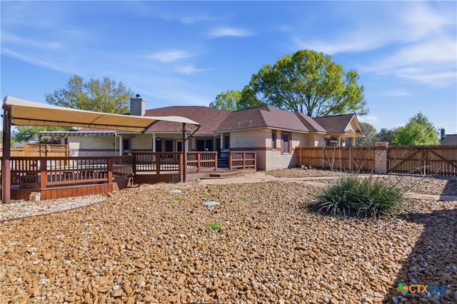 105 Maderas, Seguin, TX 78155