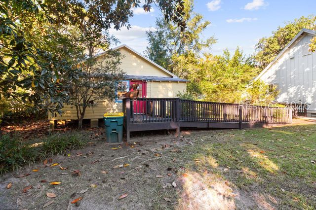 27 Calhoun St, Bluffton, SC 29910