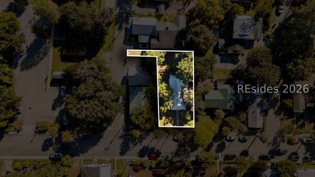 27 Calhoun St, Bluffton, SC 29910