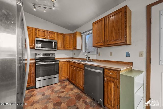6910 Ryan Court, Anchorage, AK 99504