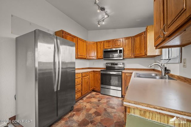6910 Ryan Court, Anchorage, AK 99504