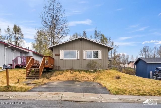 6910 Ryan Court, Anchorage, AK 99504