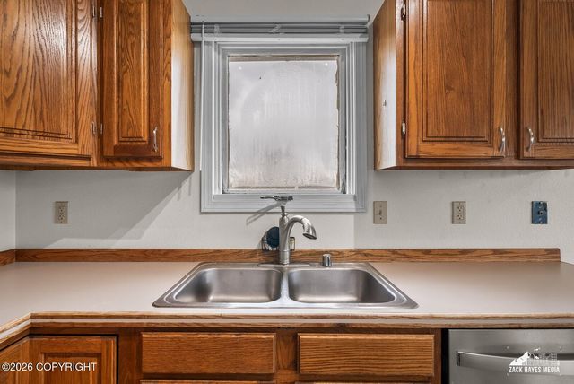 6910 Ryan Court, Anchorage, AK 99504