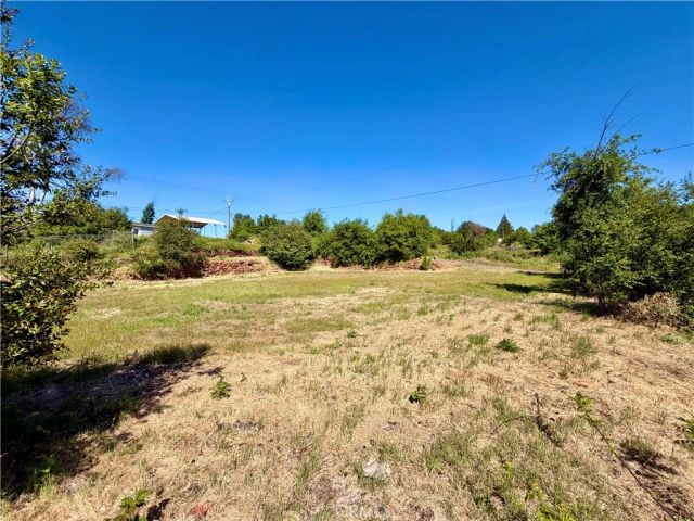 16395 Dam, Clearlake, CA 95422