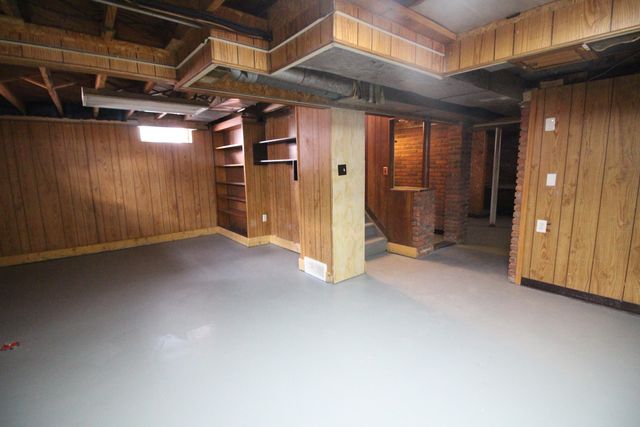 16230 Toepfer Drive, Eastpointe City, MI 48021