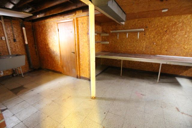 16230 Toepfer Drive, Eastpointe City, MI 48021