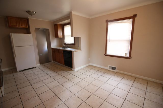 16230 Toepfer Drive, Eastpointe City, MI 48021