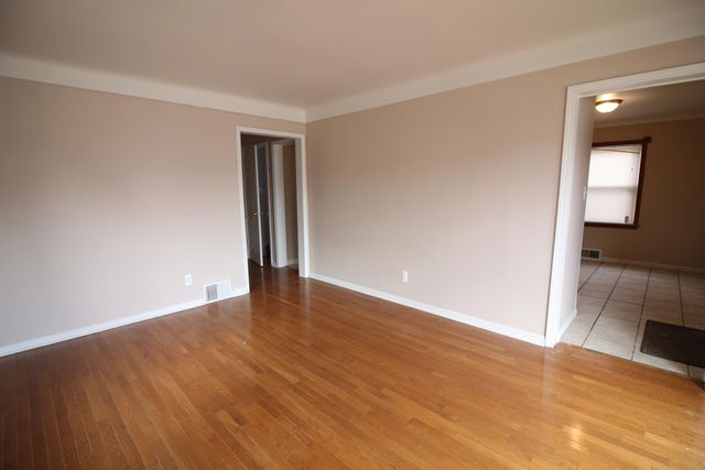 16230 Toepfer Drive, Eastpointe City, MI 48021