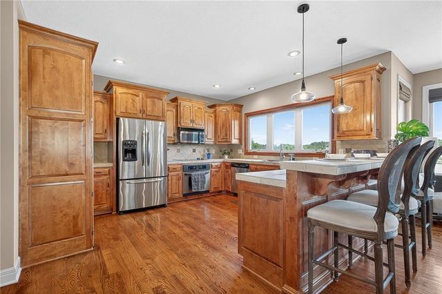 927 E 1938 Road, Eudora, KS 66025