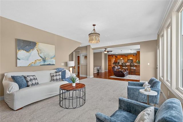 927 E 1938 Road, Eudora, KS 66025