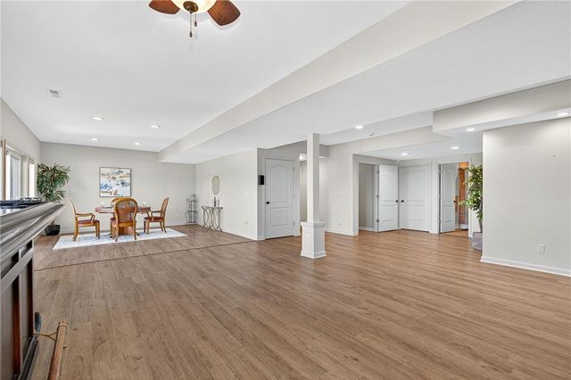 927 E 1938 Road, Eudora, KS 66025