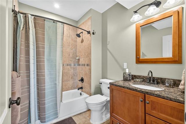 927 E 1938 Road, Eudora, KS 66025