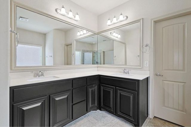 15628 Carlton Oaks Drive, Fort Worth, TX 76177