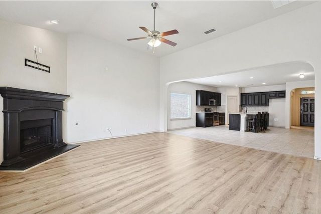 15628 Carlton Oaks Drive, Fort Worth, TX 76177