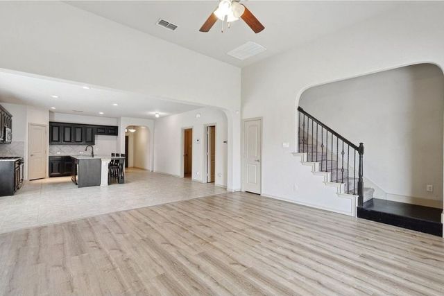15628 Carlton Oaks Drive, Fort Worth, TX 76177