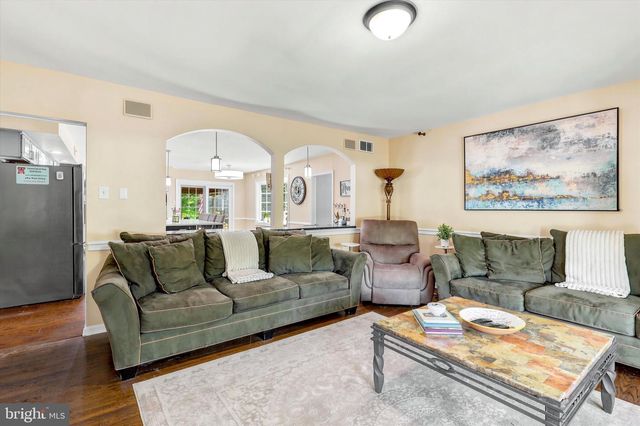 836 TENNIS AVENUE, Ambler, PA 19002