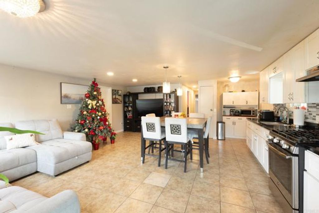 400 Greenfield Drive 55, El Cajon, CA 92021