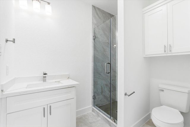 230 S Y Street, La Porte, TX 77571