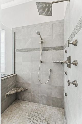 6104 Laquinta Drive, Edmond, OK 73025