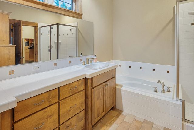 61363 Wild Rapids Drive, Bend, OR 97702