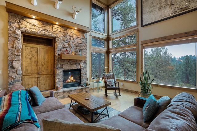 61363 Wild Rapids Drive, Bend, OR 97702