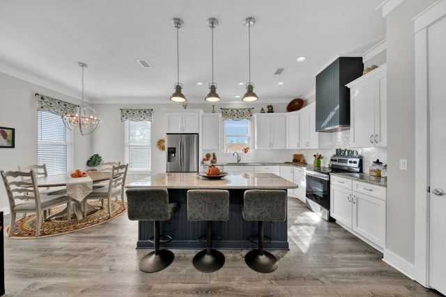 11 Shelleys Way, Miramar Beach, FL 32550